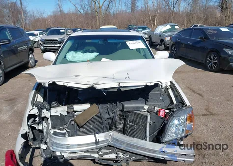 2004 Cadillac Deville Standard из США, поврежденный, VIN 1G6KD54Y84U234818